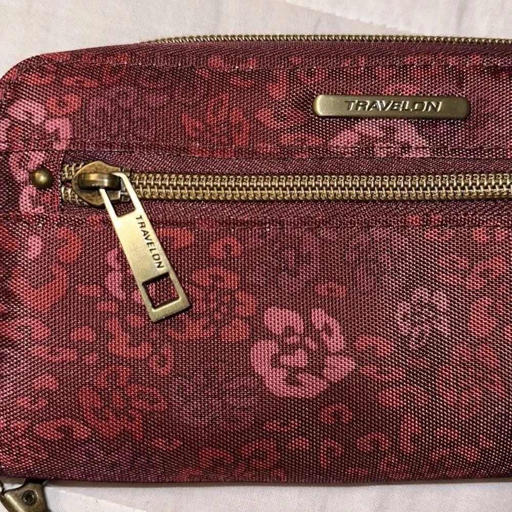 Travelon Burgundy Floral Nylon Travel Wallet Wristlet